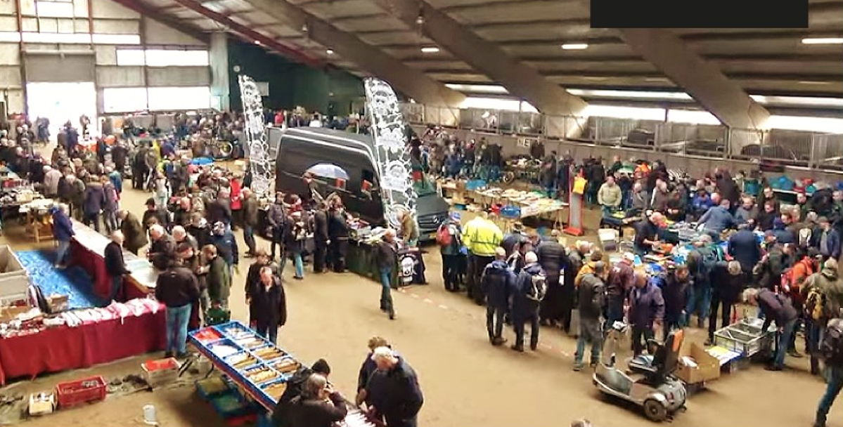 Onderdelenbeurs Hoogeweg